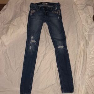 Distressed Hollister Jeans Size O